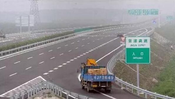 高速匝道是什么意思，进入高速公路匝道图解